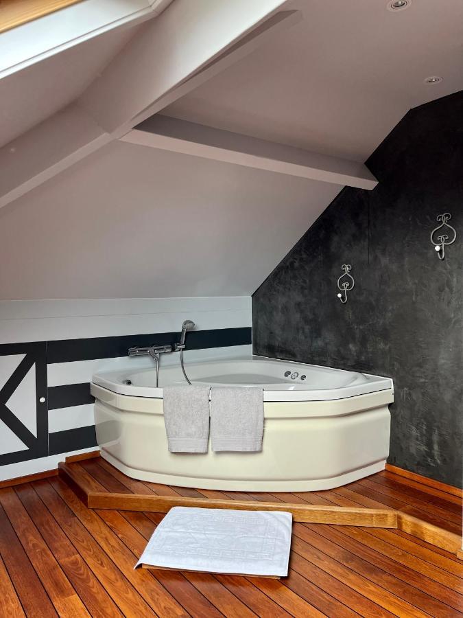La Borzeux Bed & Breakfast Stavelot Bagian luar foto