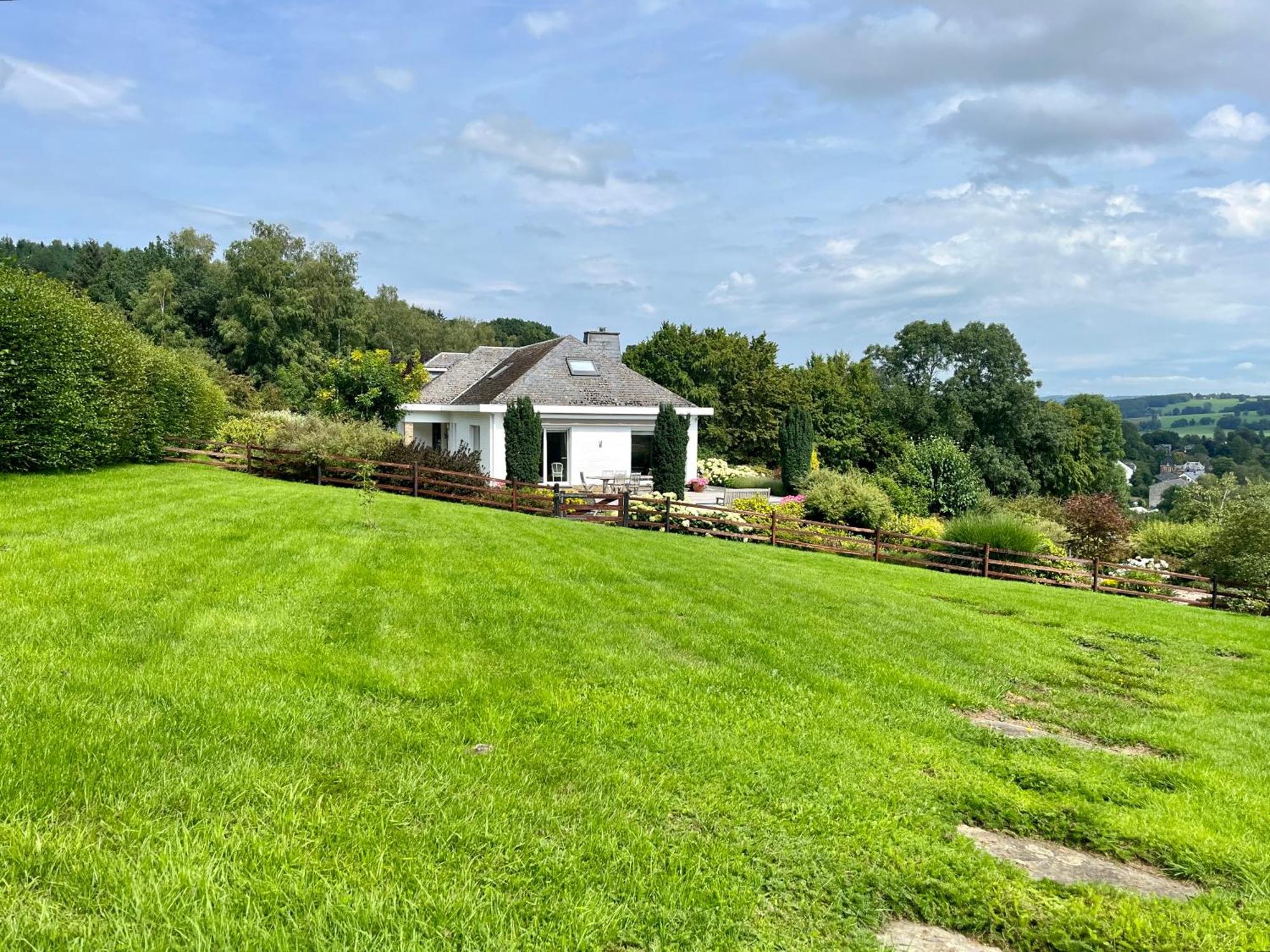 La Borzeux Bed & Breakfast Stavelot Bagian luar foto